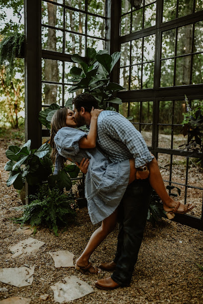 Anna Nunn Photo Co.