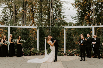 Ashley Stein: Ohio Wedding Photographer