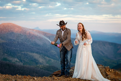 Ashography - Colorado Wedding & Elopement Photography by Ashlee Bratton
