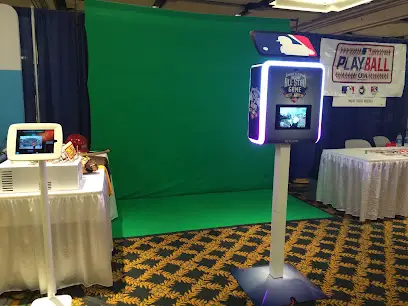 Boogie Booth Photo Booth Co