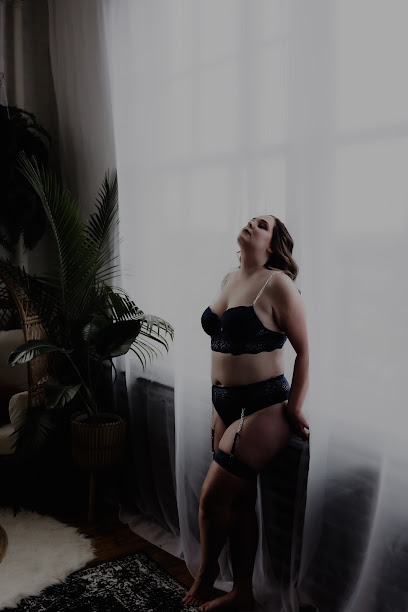 Brea Oakes Photography