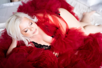 Caryl Lawson Boudoir