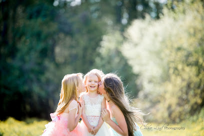 Chava Lind Photography