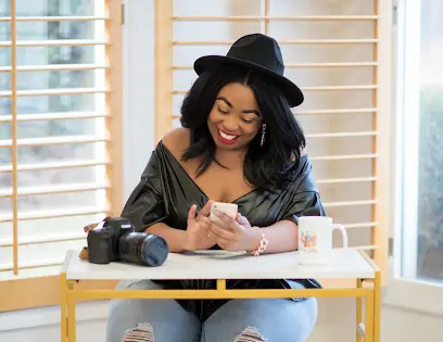 Crown&apos;d Photography