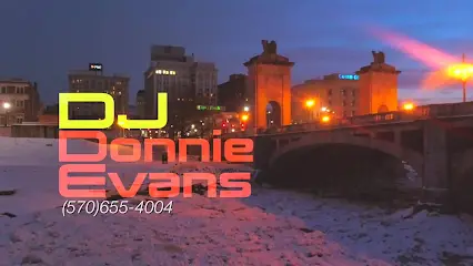 DJ DONNIE EVANS & Photobooth Services