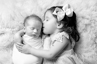 Ellen Adams Newborn and Baby Photography