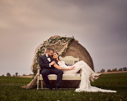 Ginda Photography Wedding & Engagement Photographer