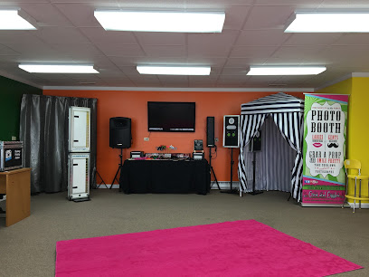 Grins and Giggles Photo Booths & Event Rentals