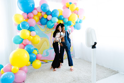 Happy Pixel Photo Booth