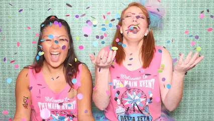 Hotshots Photo Booth Rental