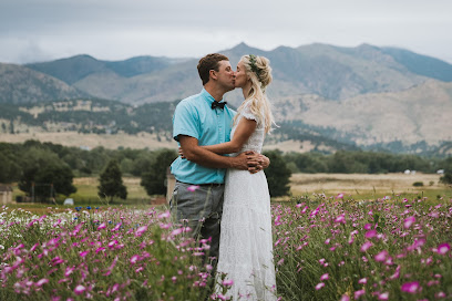 Iva Dostal Photography