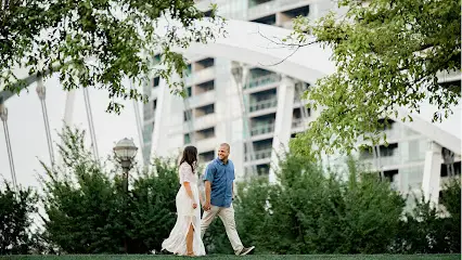 Jason Thomas Crocker Photography | Des Moines Wedding Photographer