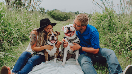 Karaidos + Co Photography
