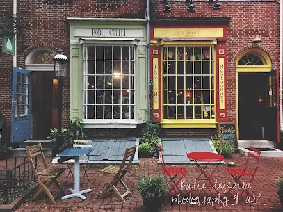 Katie Teixeira Photo & Art