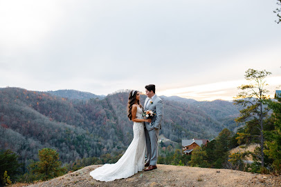 Knoxville Wedding Photographer | Veronica Katherine Photography