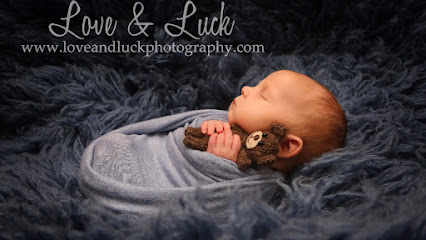 Love & Luck Photography