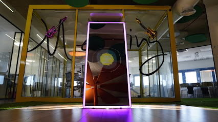 Magical Foto Photo Booth