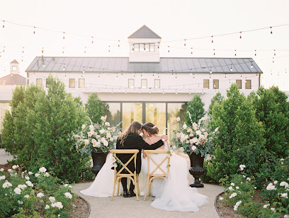 Marianne Lucas Photography & Cinematography