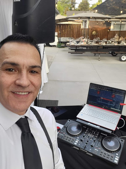 Moments Remembered DJ/Event Service