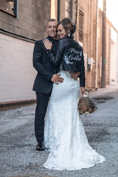 More Amor Weddings