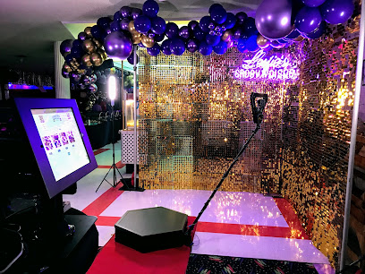 Party Snaps Photo Booth OC | 360 Photo Booth Rental Orange County