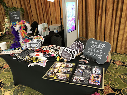 Party Towne Photo Booth