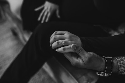 Photos By Kim King : Kansas Couples Photographer
