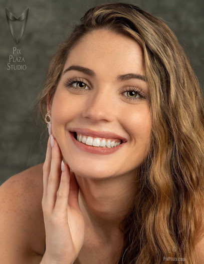 Pix Plaza Studio