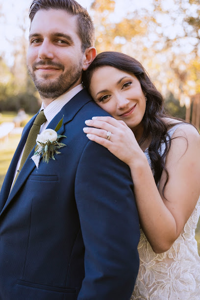 Raelynn Captures LLC