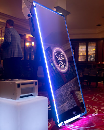 Selfie X-pert's Photo Booth Rentals