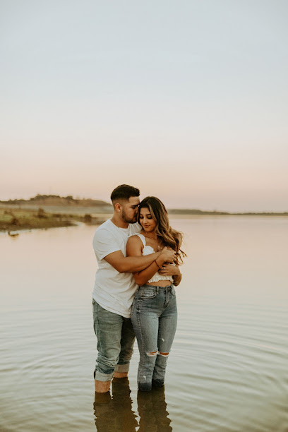 ShotsByDaisy Photography