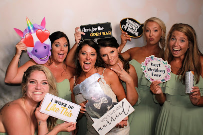 Silly Shotz Photo Booth Company
