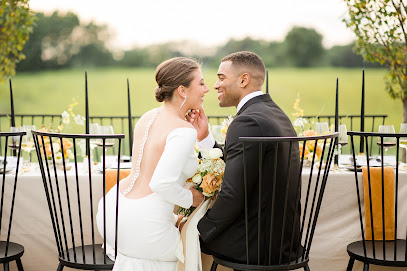 Starling Studio - Columbus Ohio Wedding Photographer