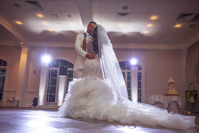 Studio 21 Photography By Barry Thompson