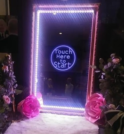The Looking Glass Photo Booth