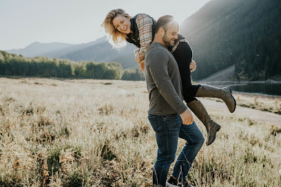 Tyler Rebekah Wright - Photographer