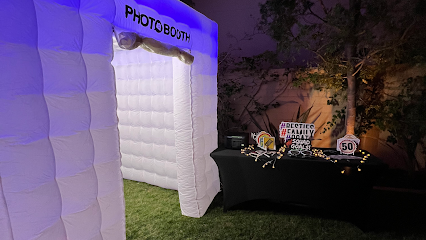 Vivid Pics Photo Booth Rental