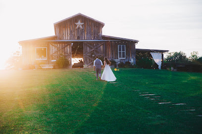 Wildly Wed by Livvy Kristin Photography